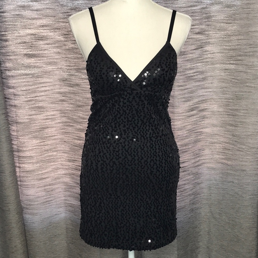 21 MEDIUM BLACK SEQUINS STRAPPY DRESS